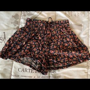 American Eagle Floral Shorts